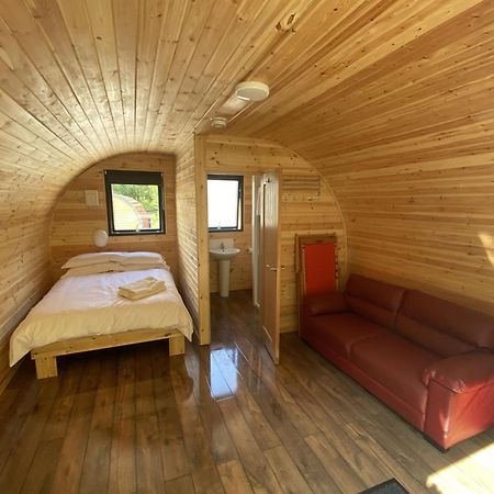 فيلا Earth Pod 2 Pet Friendly نيث المظهر الخارجي الصورة